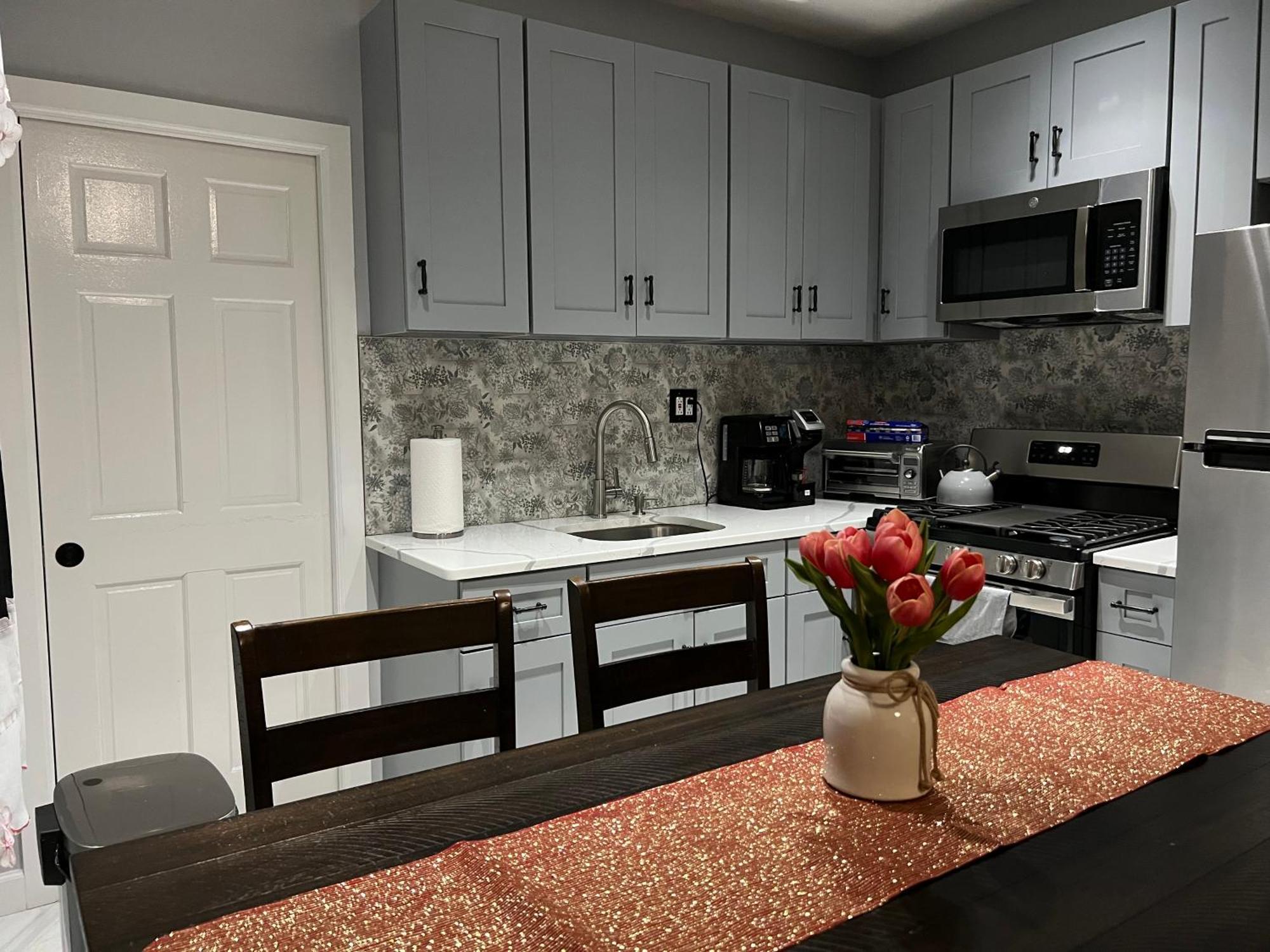 3 Bedrooms In 2Nd Floor Modern Brooklyn Home, Close To J Train New York Eksteriør bilde